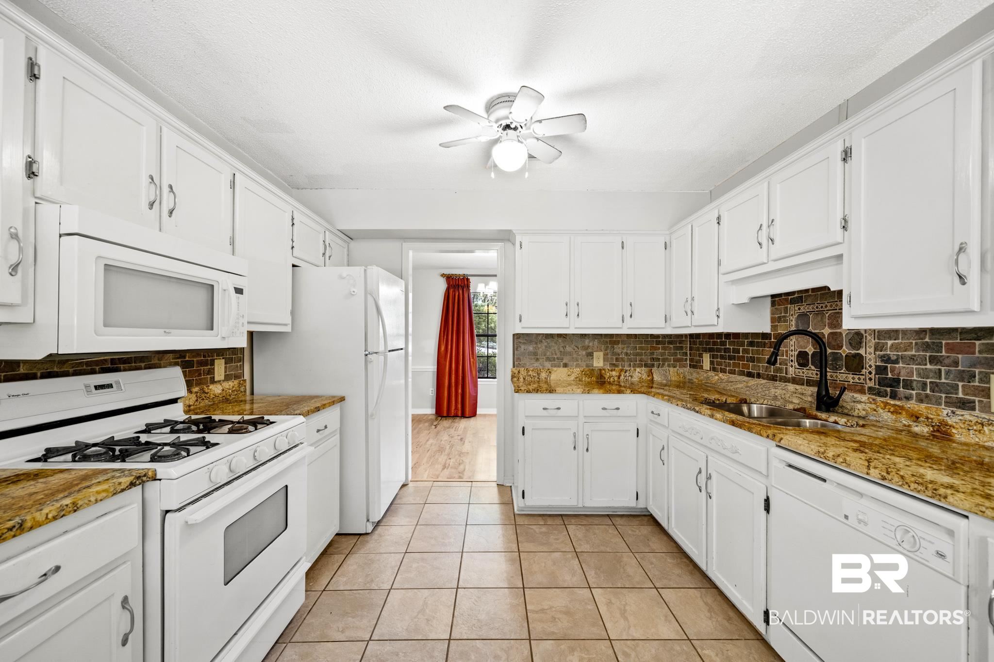 5920 Cinnamon Court Mobile, AL 36693 - Photo 10 of 37