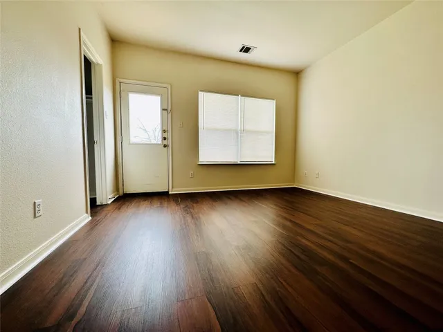 $1,450 | 222 Marvin Cove, Hutto, TX 78634