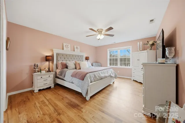 $398,000 | 3392 Overbrook Drive, Conover, NC 28613