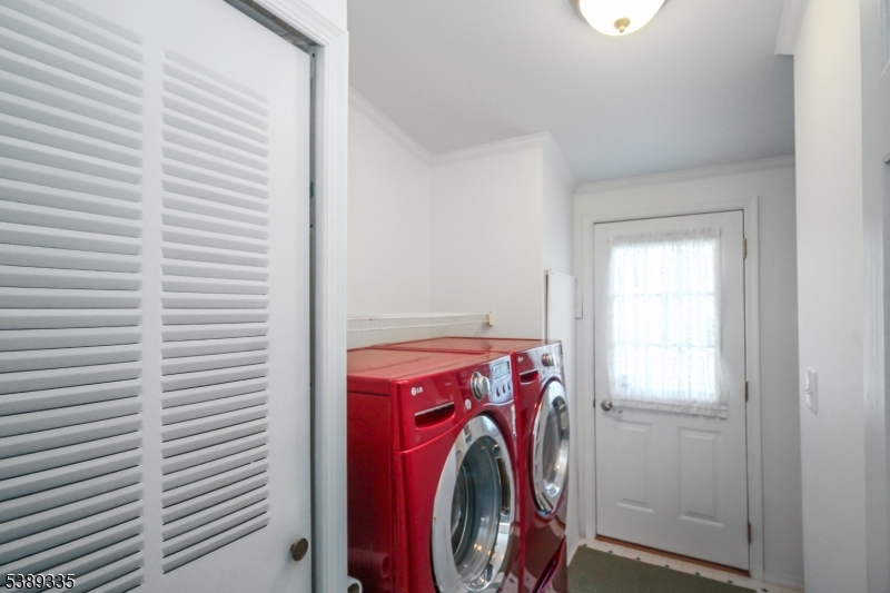 3 Post Road Belvidere, NJ 07823 - Photo 12 of 15