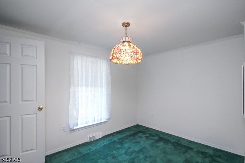 3 Post Road Belvidere, NJ 07823 - Photo 10 of 15