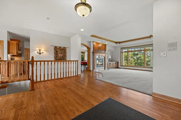 $1,250,000 | S94-w23620 Kunzendorf Court, Vernon, WI 53103