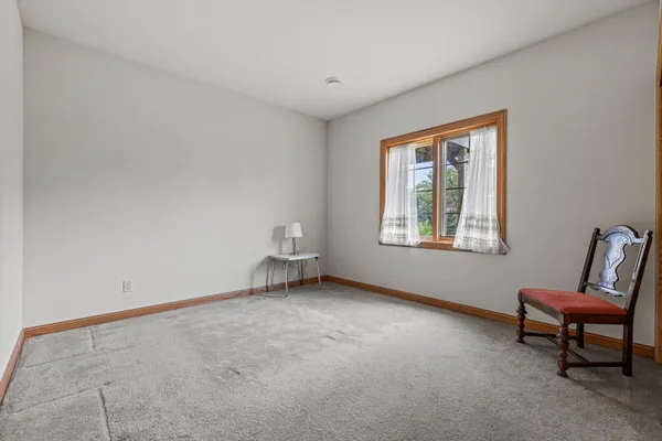 $1,250,000 | S94-w23620 Kunzendorf Court, Vernon, WI 53103