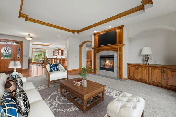$1,250,000 | S94-w23620 Kunzendorf Court, Vernon, WI 53103