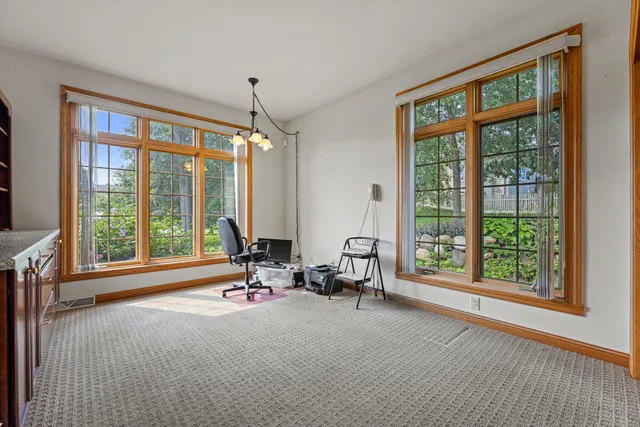 $1,250,000 | S94-w23620 Kunzendorf Court, Vernon, WI 53103