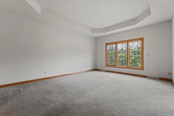 $1,250,000 | S94-w23620 Kunzendorf Court, Vernon, WI 53103