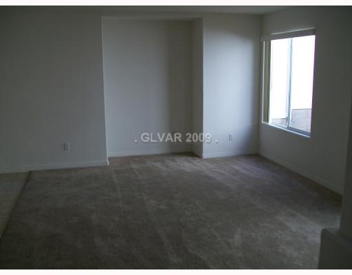 7293 Vinca Road Las Vegas, NV 89113 - Photo 3 of 5 Living Room.