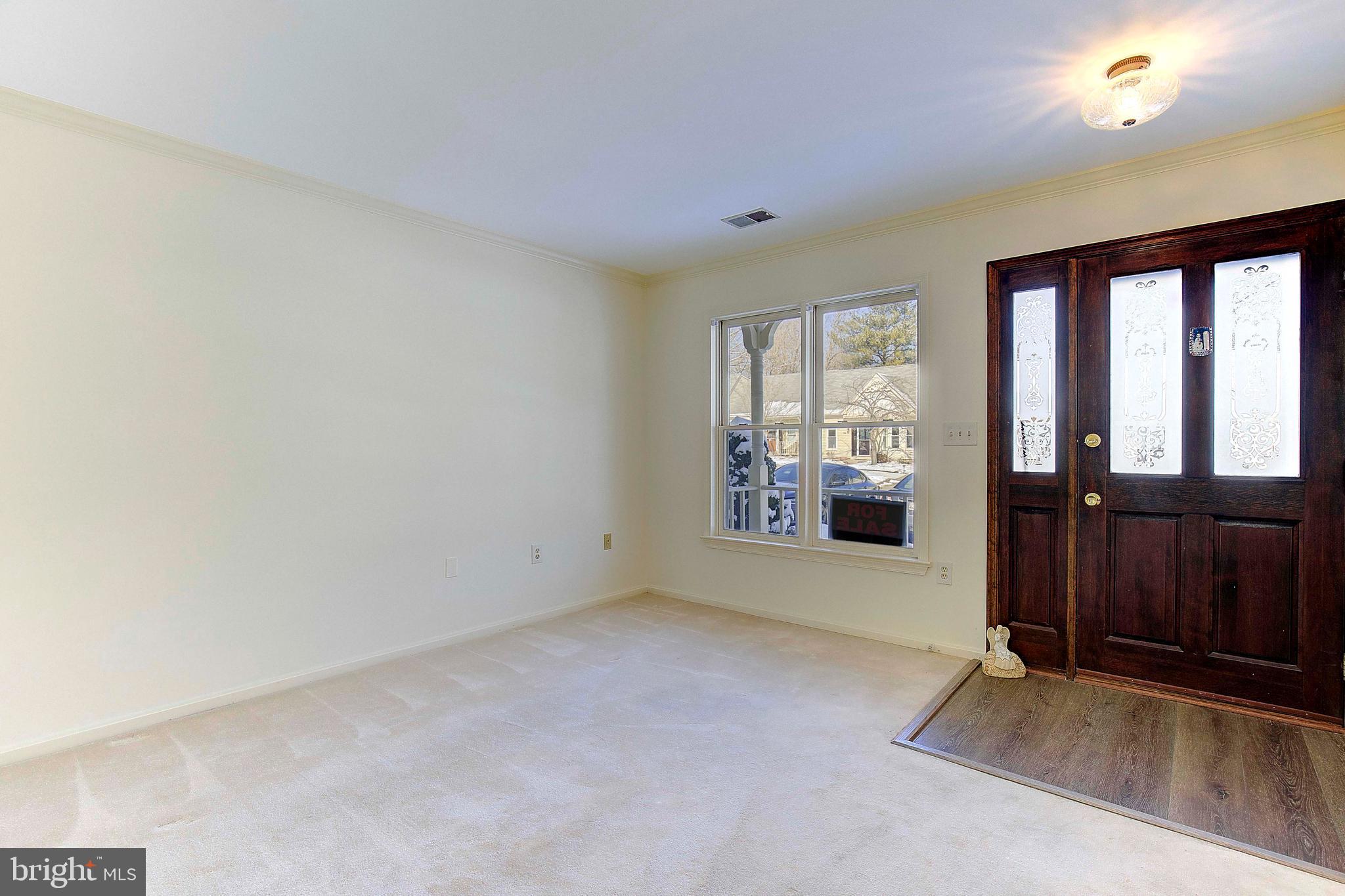 921 Riversedge Circle Annapolis, MD 21401 - Photo 4 of 25 Gallery Image 4