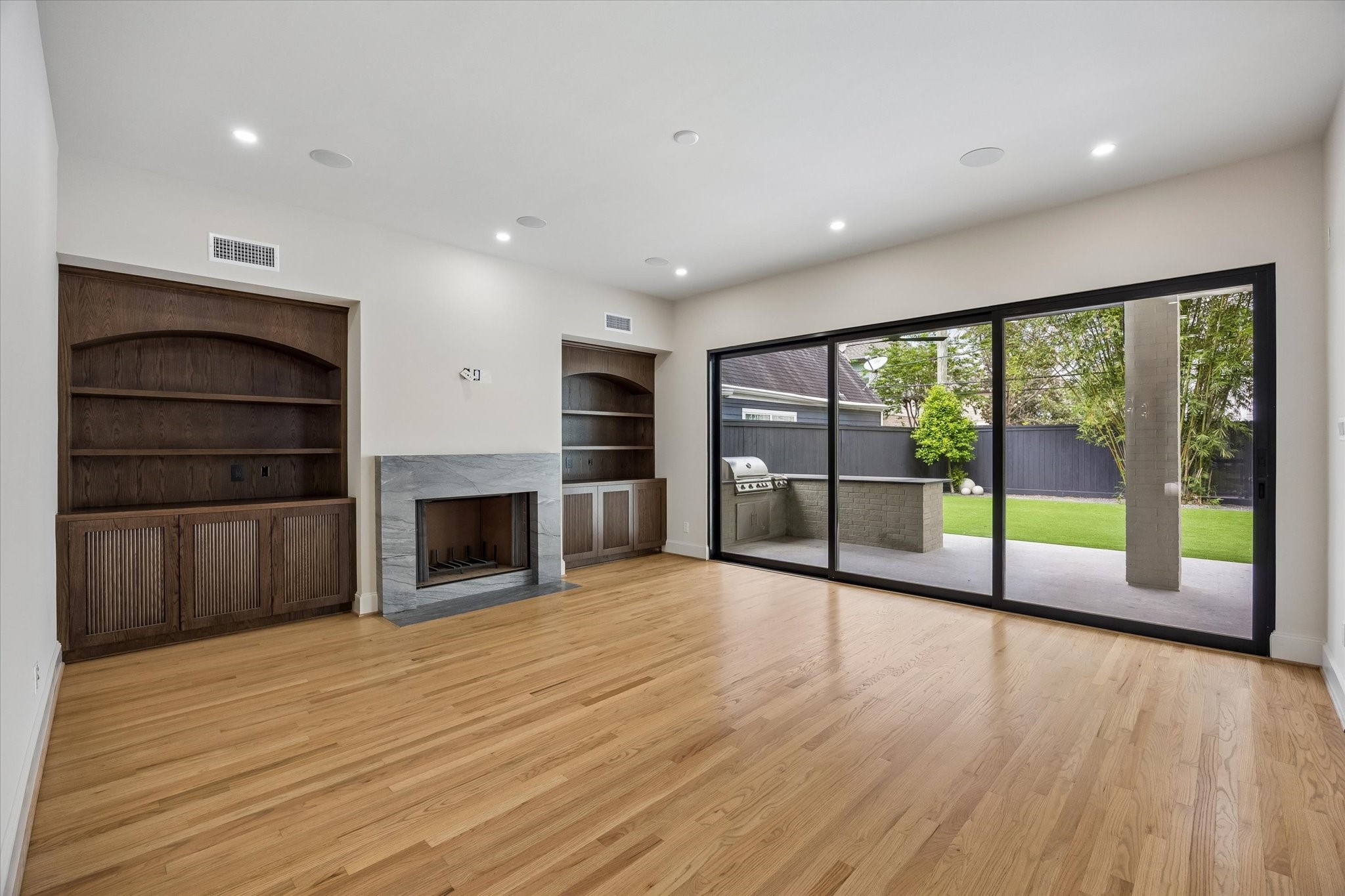2320 North Boulevard Houston, TX 77098 - Photo 11 of 43