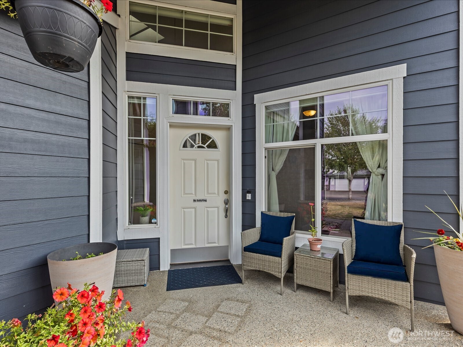 27450 237th Place Southeast Maple Valley, WA 98038 - Photo 36 of 36 a outdoor space with patio