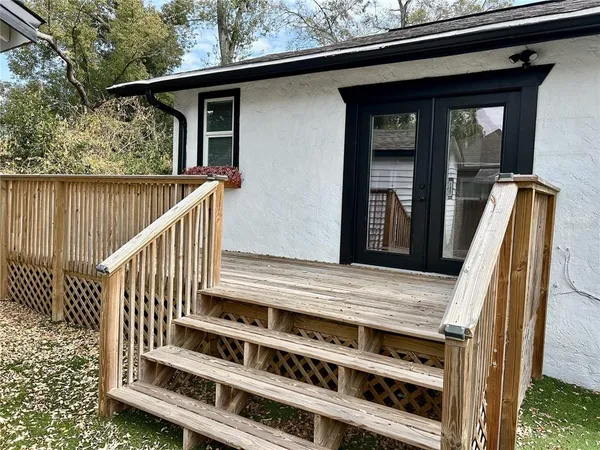 $2,250 | 706 East Flora Street, Tampa, FL 33604