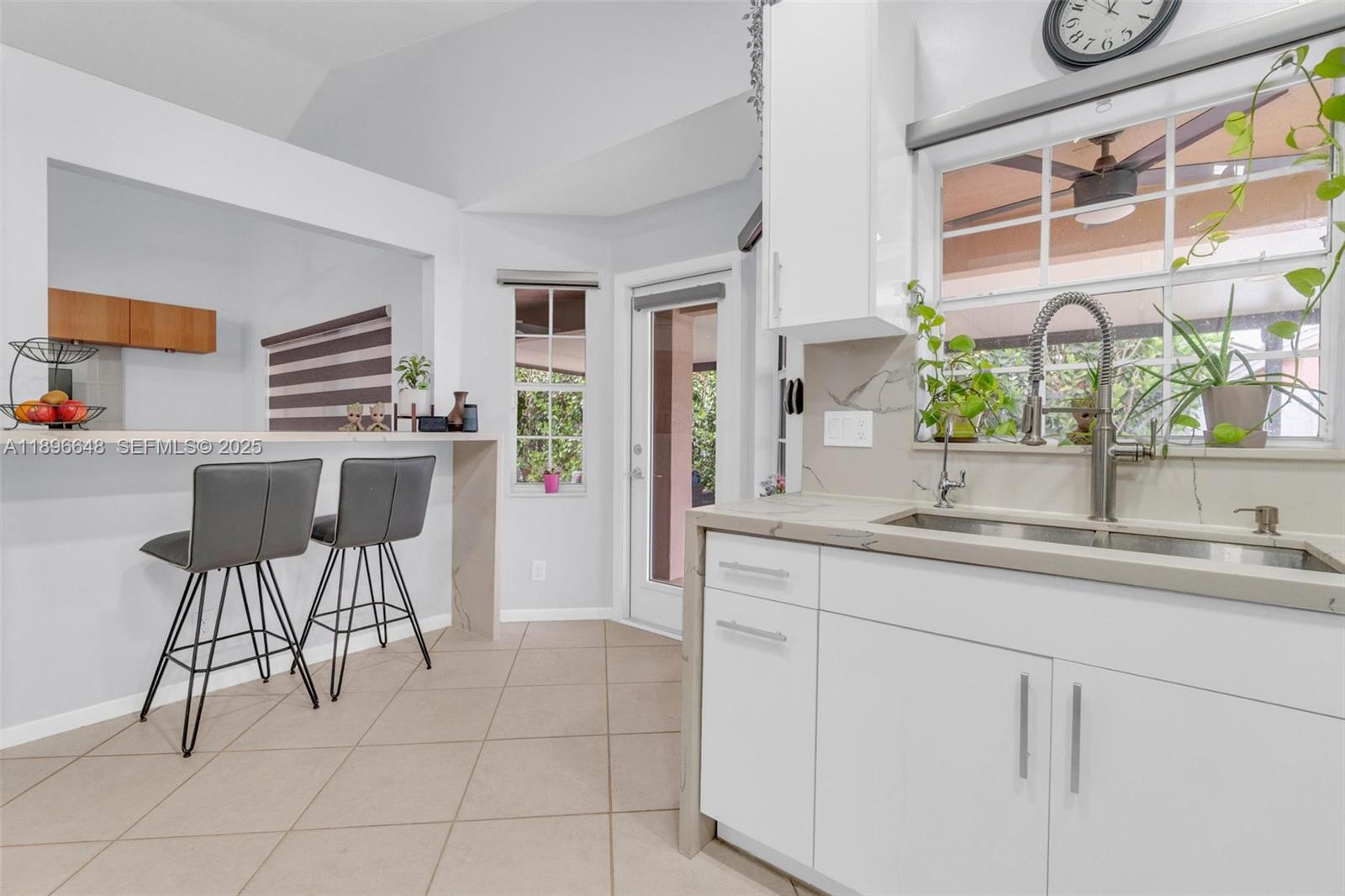 362 Bridgeton Road Weston, FL 33326 - Photo 18 of 46 Gallery Image 18