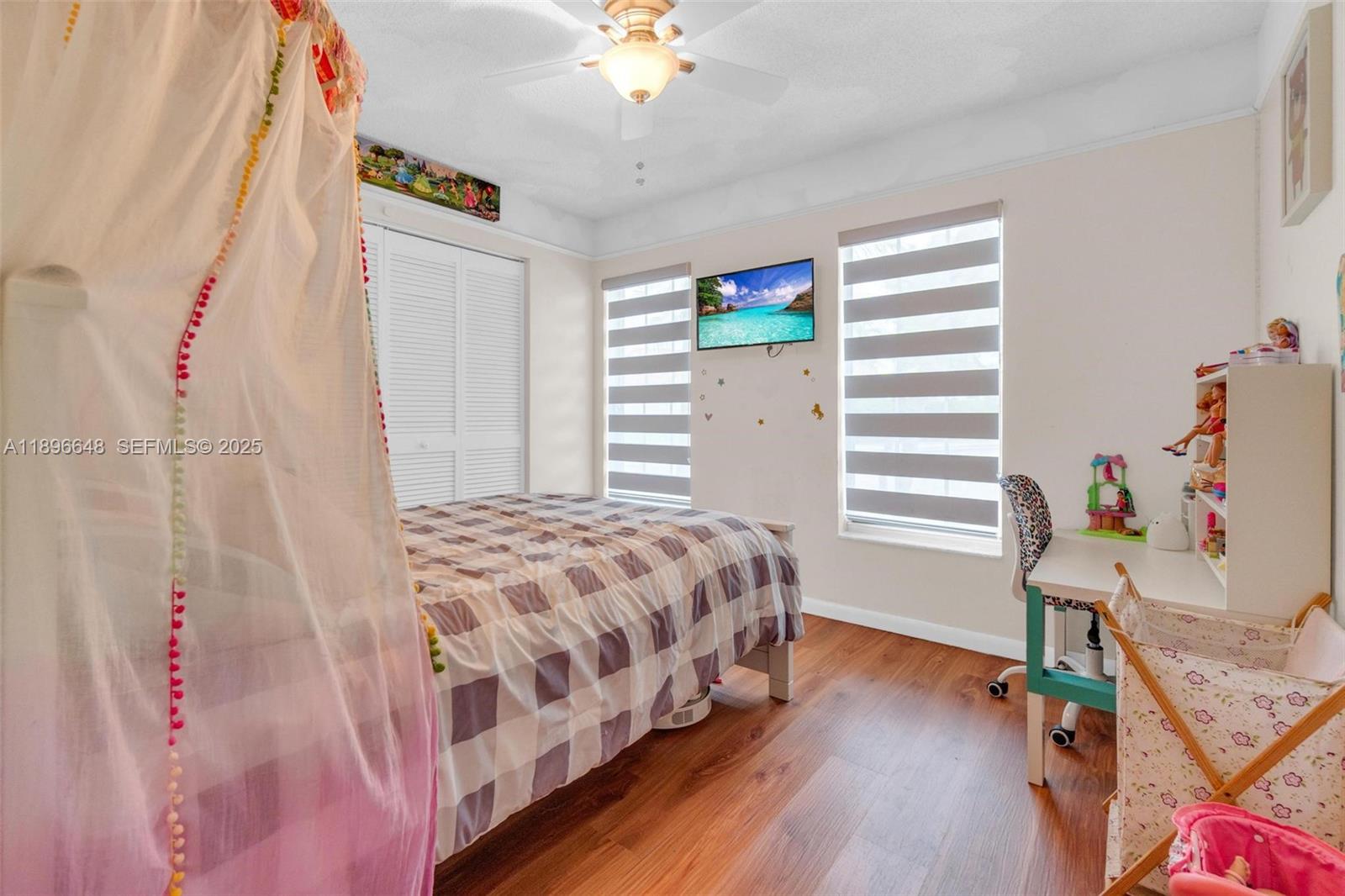 362 Bridgeton Road Weston, FL 33326 - Photo 19 of 46 Gallery Image 19