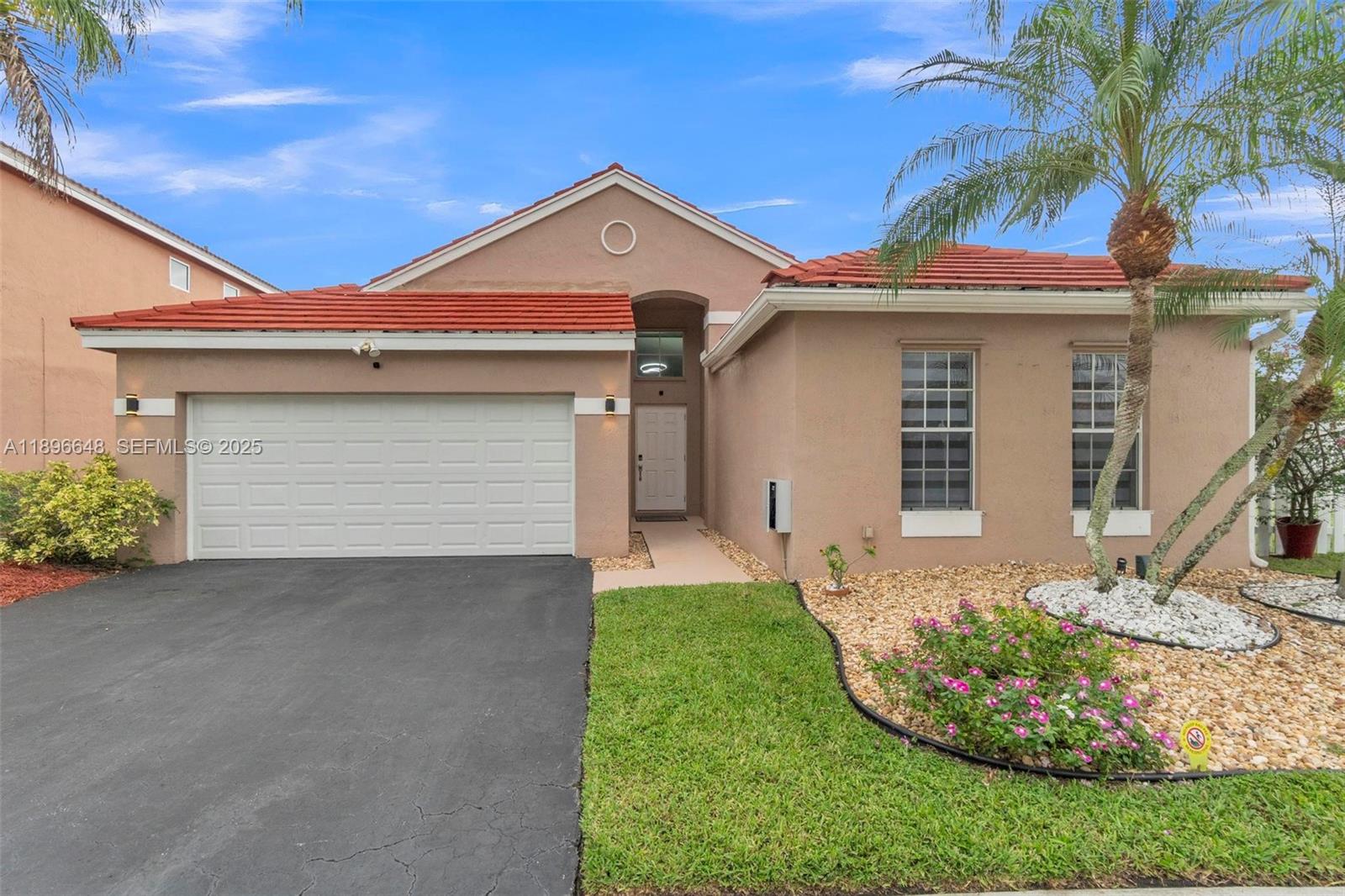 362 Bridgeton Road Weston, FL 33326 - Photo 2 of 46 Gallery Image 2