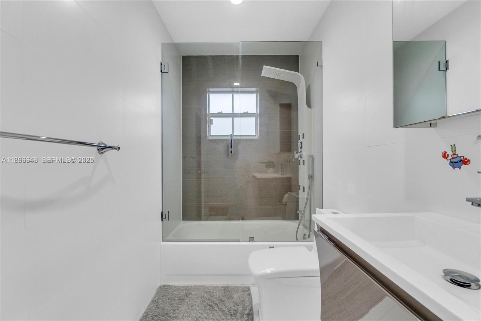 362 Bridgeton Road Weston, FL 33326 - Photo 22 of 46 Gallery Image 22
