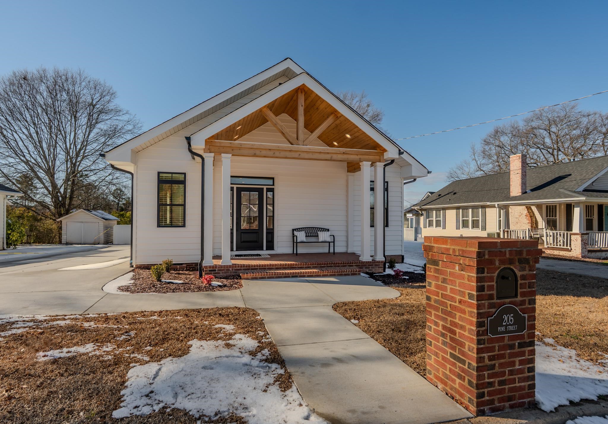 205 Pine Street Greer, SC 29650 - Photo 47 of 50