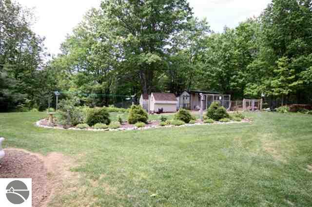 7887 West Sharon Road Southwest Fife Lake, MI 49633 - Photo 19 of 25 1745176-18.JPG
