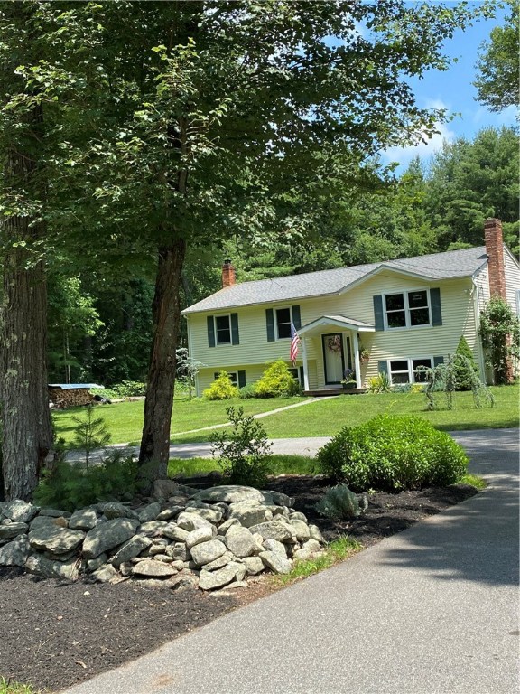 1152 Reynolds Road Glocester, RI 02814 - Photo 2 of 31
