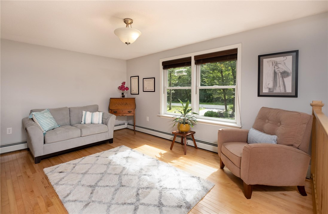 1152 Reynolds Road Glocester, RI 02814 - Photo 21 of 31