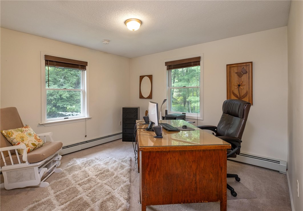 1152 Reynolds Road Glocester, RI 02814 - Photo 24 of 31