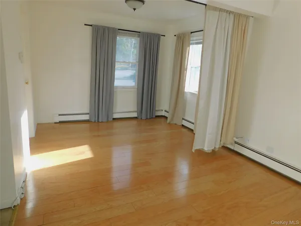 $1,675 | 111 Lakeside Trail, Unit A, Ridge, NY 11961