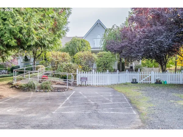 $495,000 | 209 Templeton Street, Brownsville, OR 97327