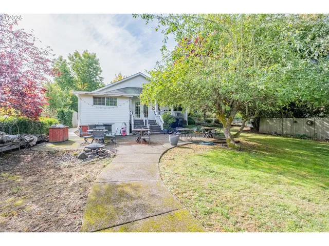 $495,000 | 209 Templeton Street, Brownsville, OR 97327