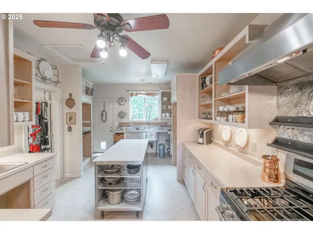 $495,000 | 209 Templeton Street, Brownsville, OR 97327