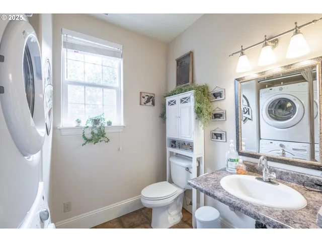 $495,000 | 209 Templeton Street, Brownsville, OR 97327