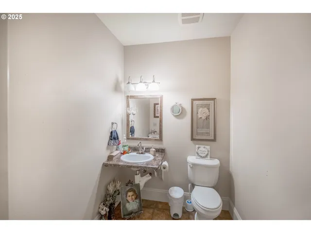 $495,000 | 209 Templeton Street, Brownsville, OR 97327