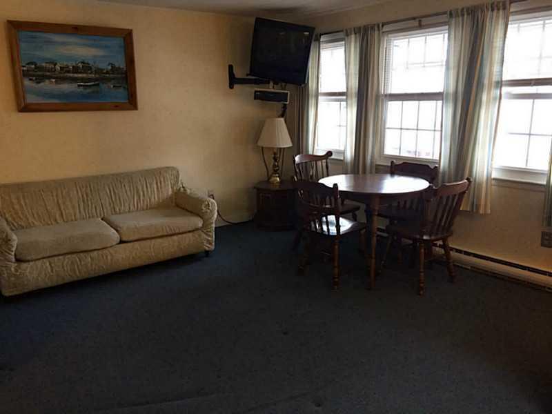 20 Shore Road, Unit 7 Ogunquit, ME 03907 - Photo 21 of 26 Living Room.