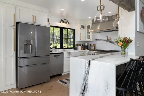$3,750,000 | 6900 Paintbrush Trail, Wilson, WY 83014