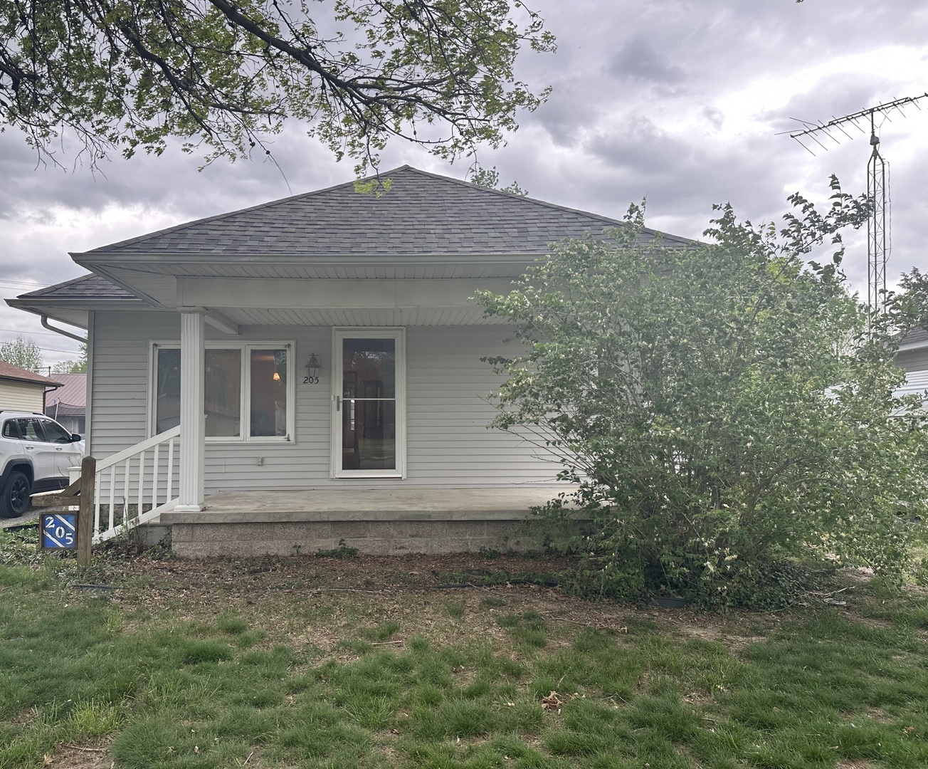 205 North Mannering Street Royalton, IL 62983 - Photo 3 of 23