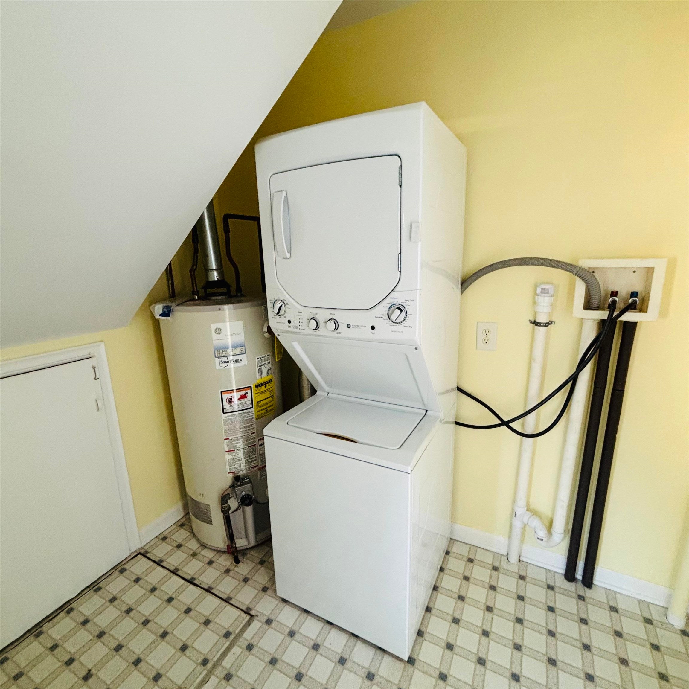 206 Cambridge Street Bay City, MI 48708 - Photo 15 of 15 Gallery Image 15