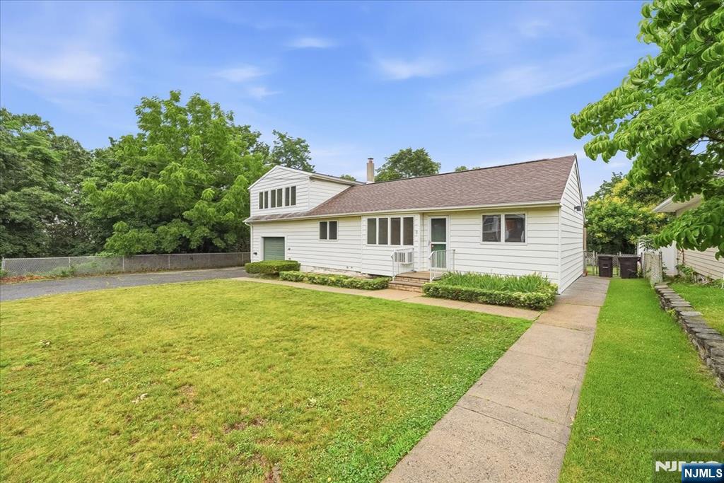 5 Lexington Avenue Wallington, NJ 07057 - Photo 2 of 48