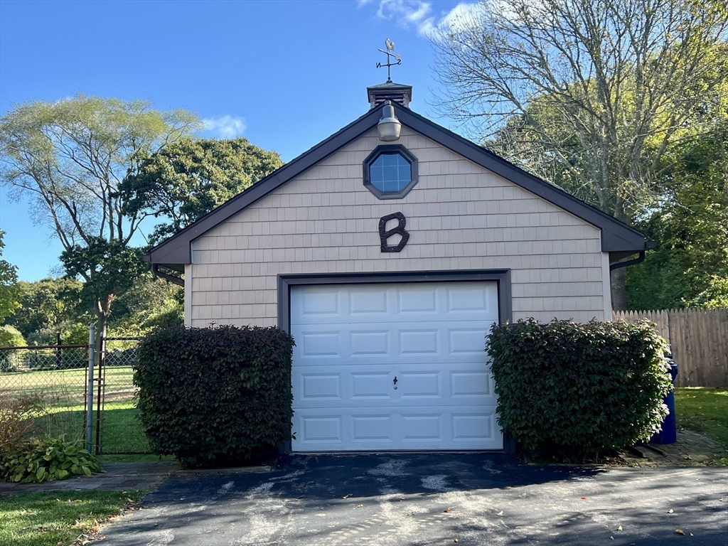 1580 Main Road Westport, MA 02790 - Photo 10 of 26 a view of a house