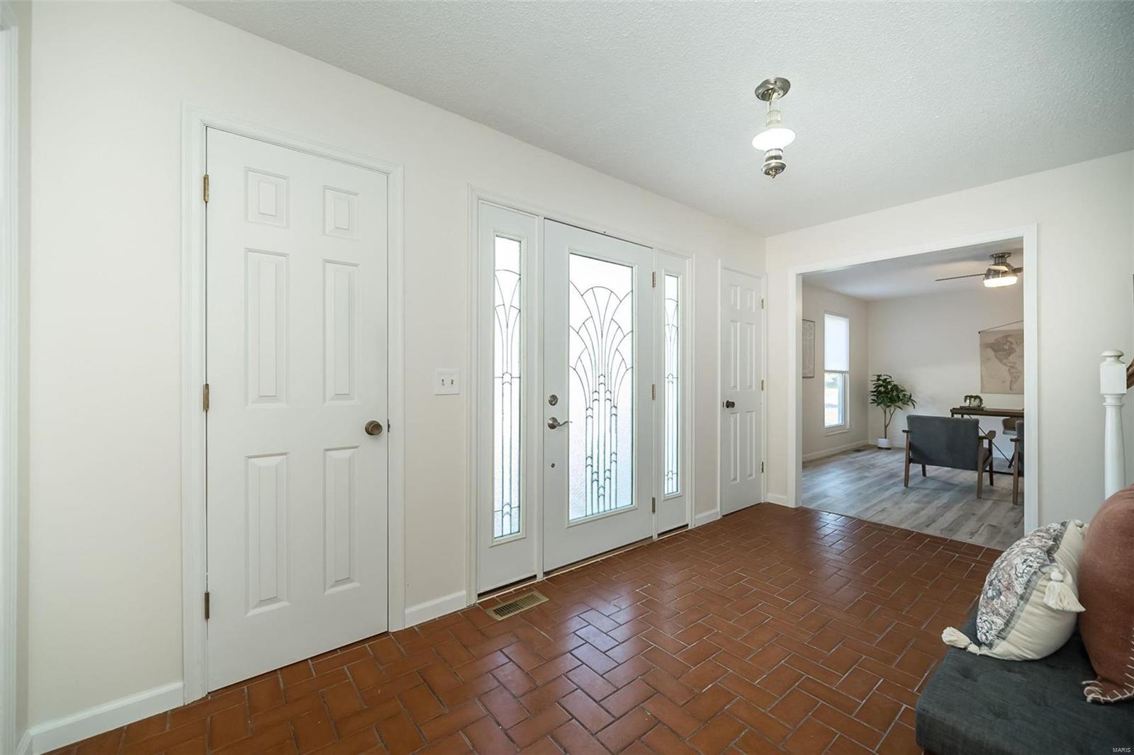 3337 West Adams Street St. Charles, MO 63301 - Photo 6 of 26