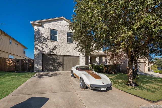 $320,000 | 6927 Macaway Creek, San Antonio, TX 78244