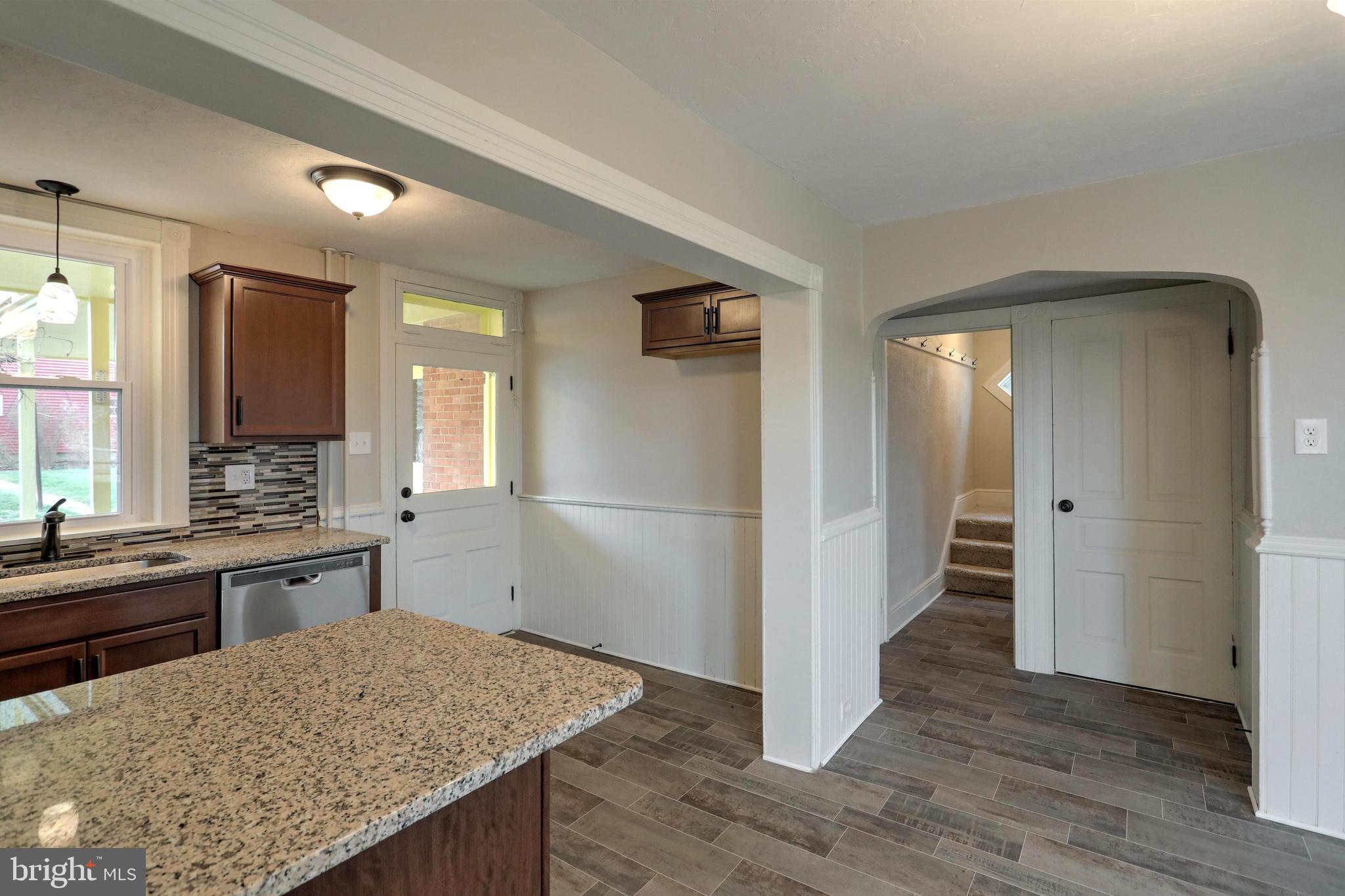 104 North Walnut Street Spring Grove, PA 17362 - Photo 12 of 34