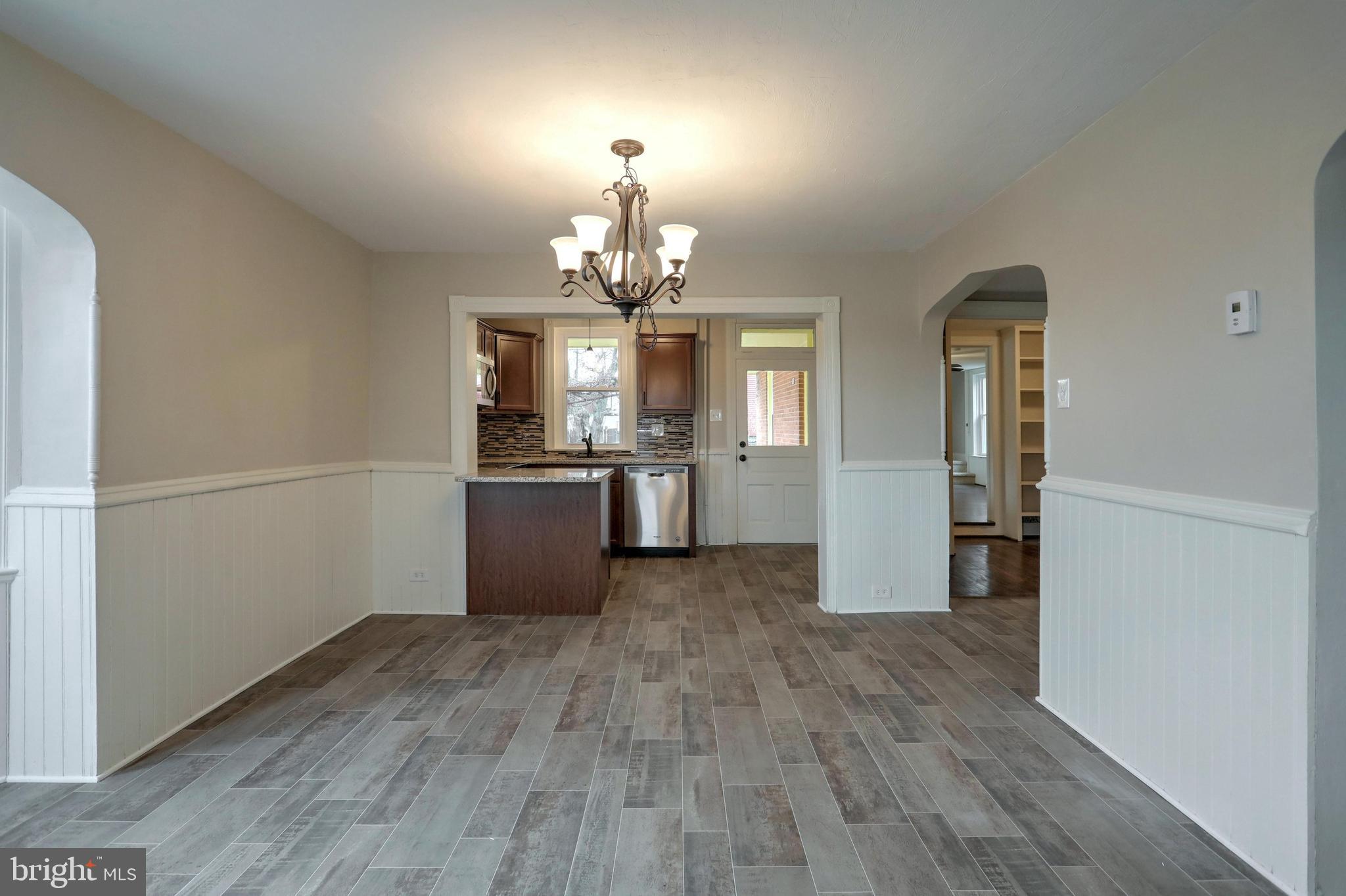 104 North Walnut Street Spring Grove, PA 17362 - Photo 8 of 34