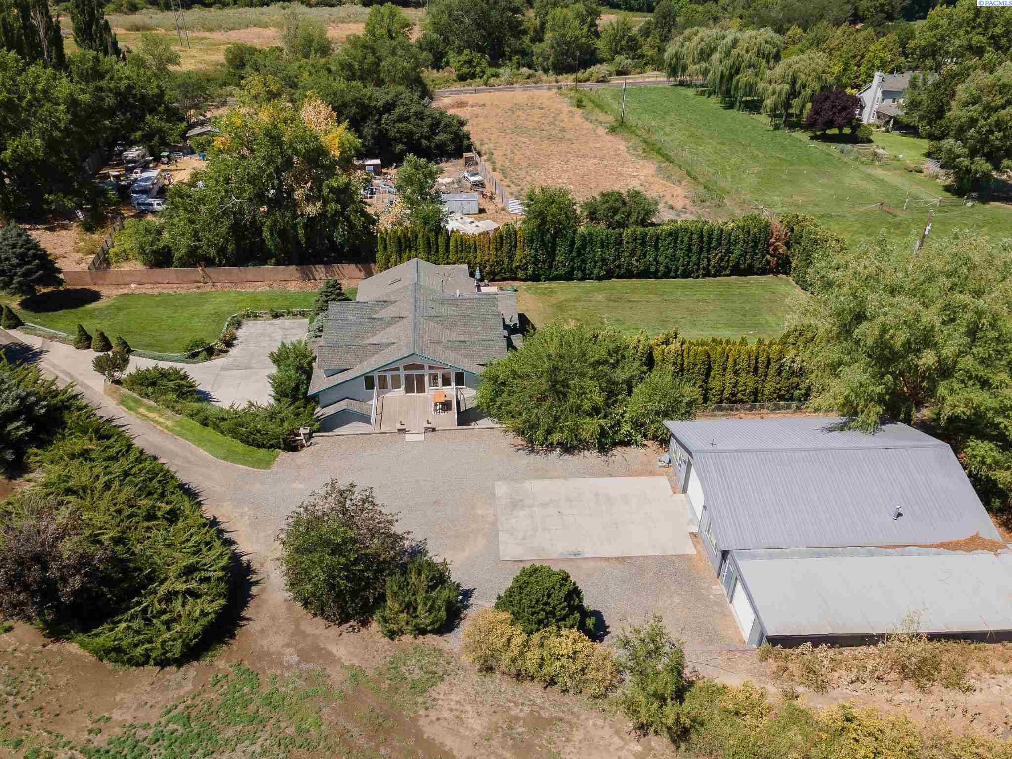 56909 Demoss Road Benton City, WA 99320 - Photo 2 of 30 Gallery Image 2