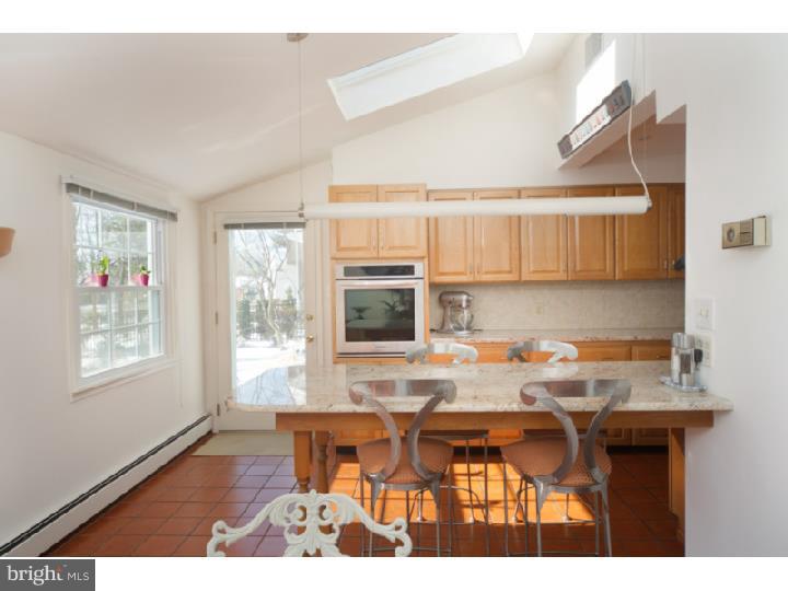 53 Woodcroft Road Havertown, PA 19083 - Photo 10 of 25 Kitchen