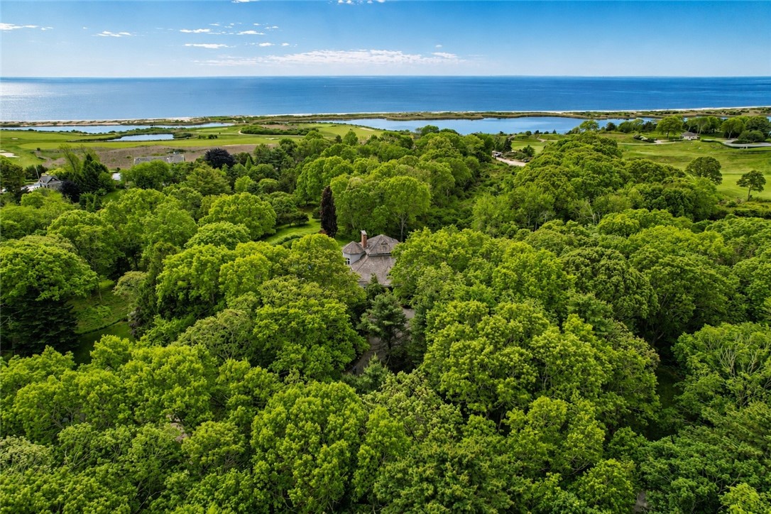 18 East Hills Road Westerly, RI 02891 - Photo 10 of 50