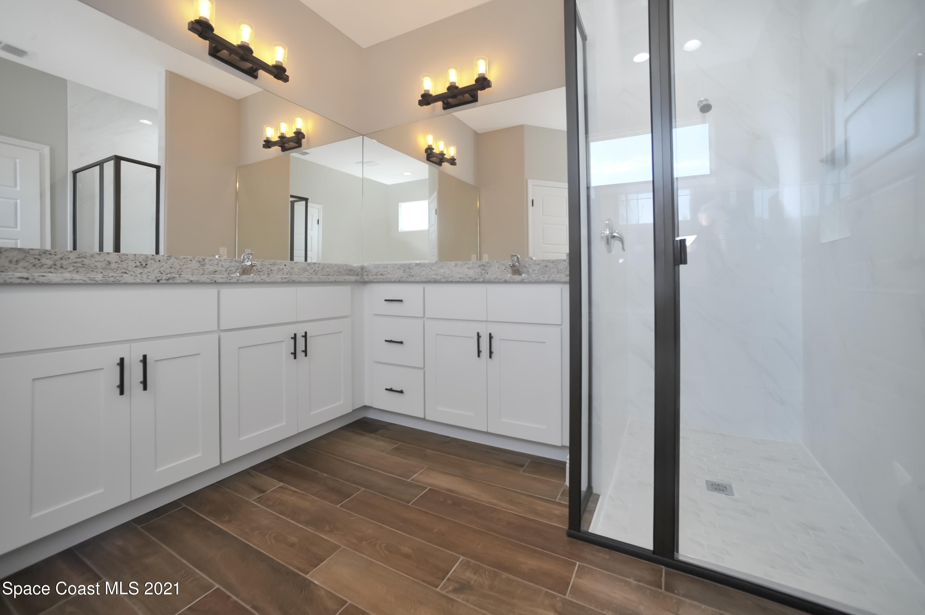 1335 Paragon Road Southeast Palm Bay, FL 32909 - Photo 14 of 34 REW_1950