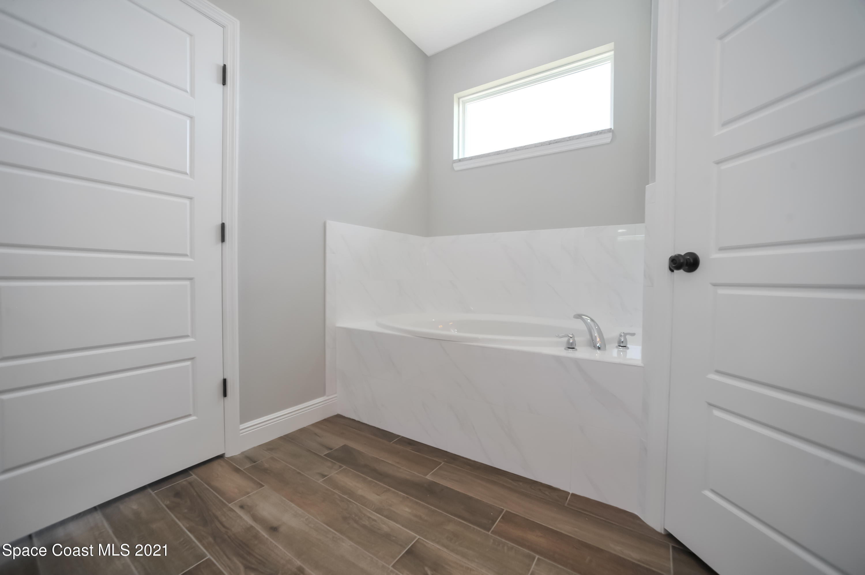 1335 Paragon Road Southeast Palm Bay, FL 32909 - Photo 15 of 34 REW_1949
