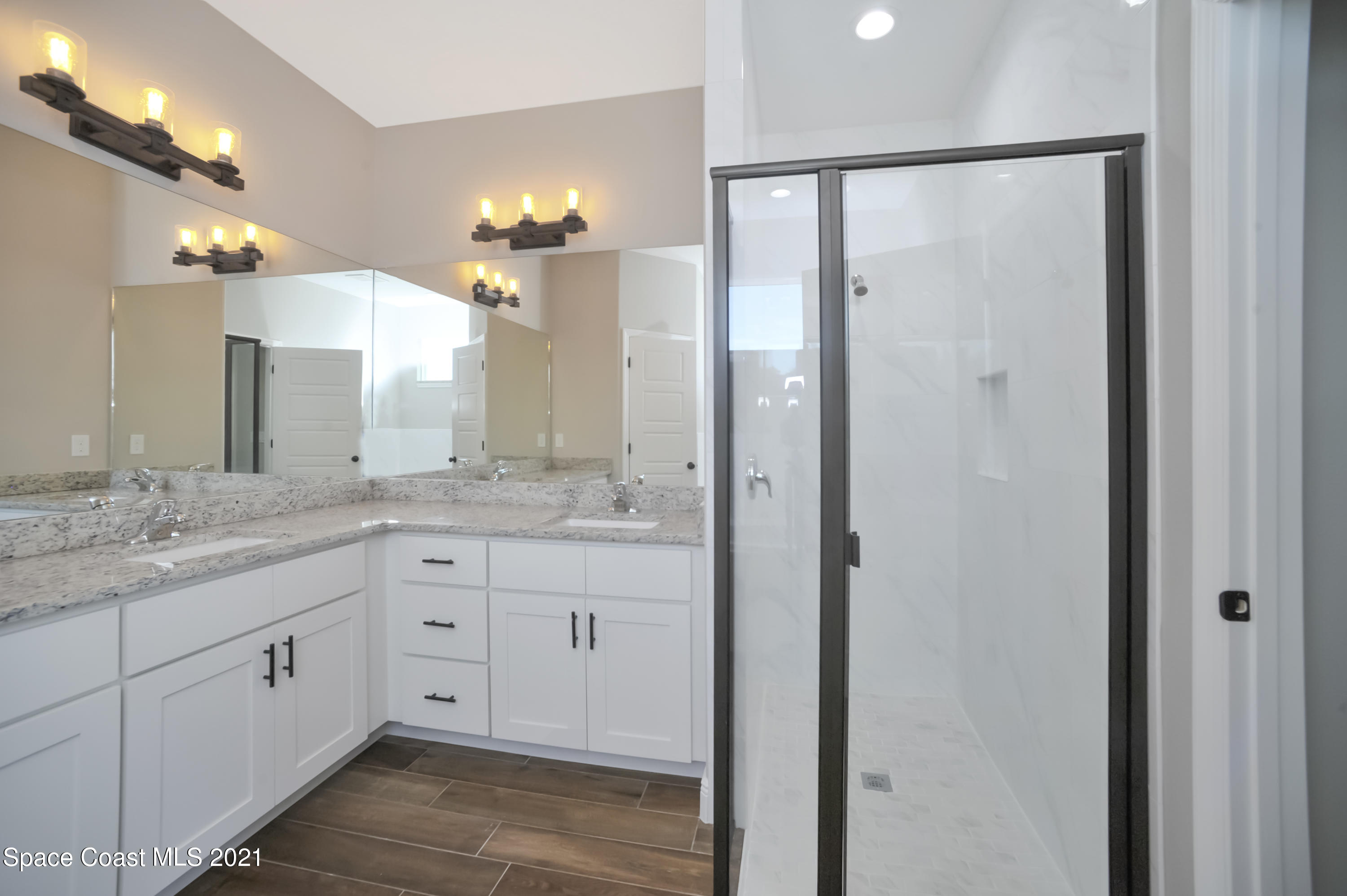 1335 Paragon Road Southeast Palm Bay, FL 32909 - Photo 17 of 34 REW_1946