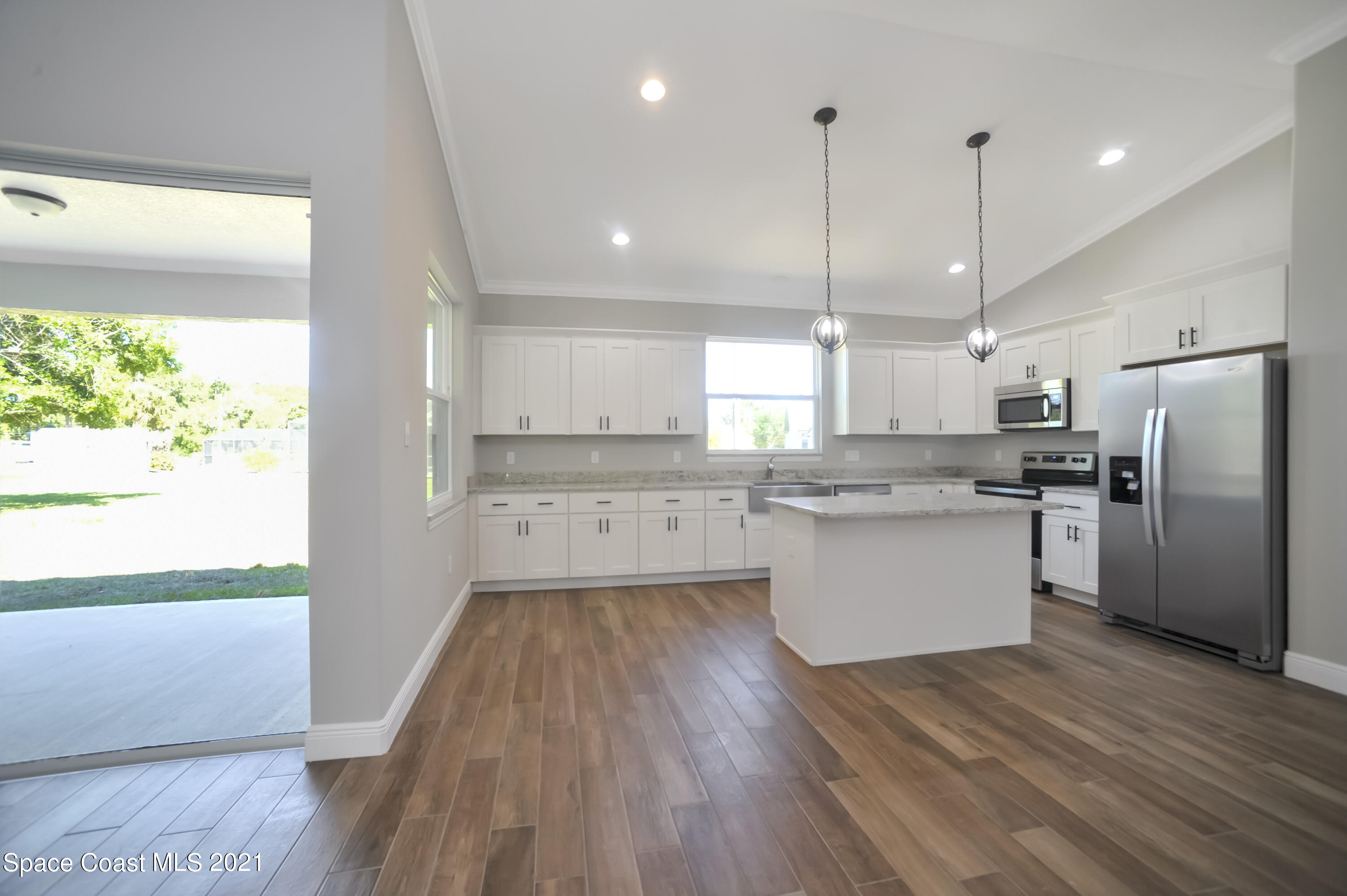 1335 Paragon Road Southeast Palm Bay, FL 32909 - Photo 7 of 34 REW_1936