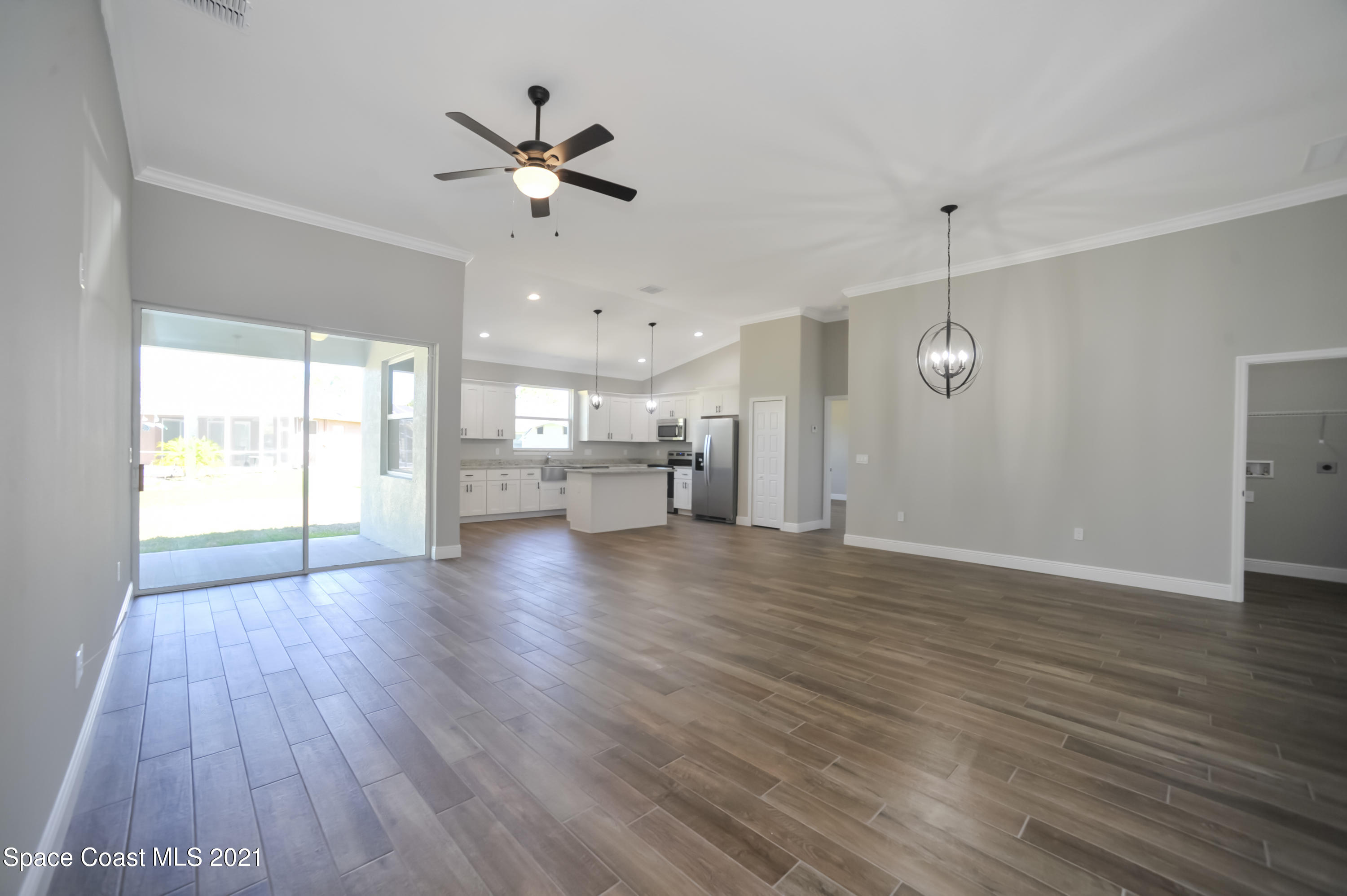 1335 Paragon Road Southeast Palm Bay, FL 32909 - Photo 8 of 34 REW_1934