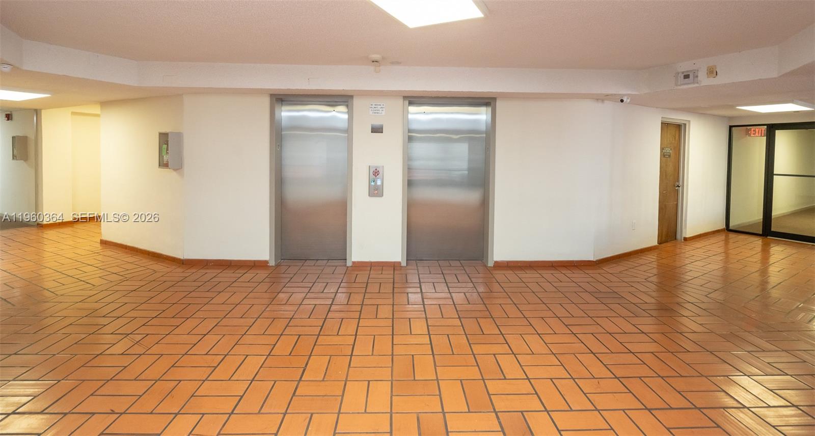 5800 Southwest 127th Avenue, Unit 2220 Miami, FL 33183 - Photo 19 of 36 a view of an empty room
