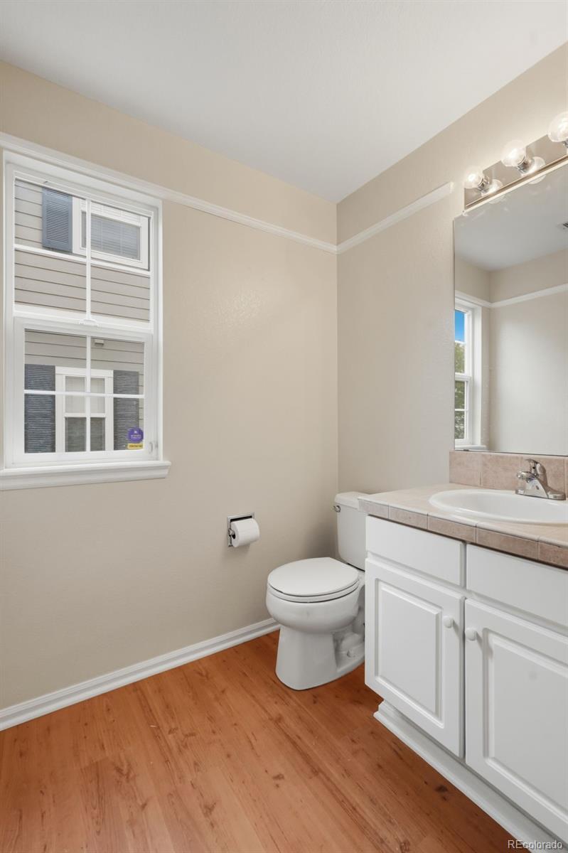 1161 Riddlewood Road Highlands Ranch, CO 80129 - Photo 10 of 39